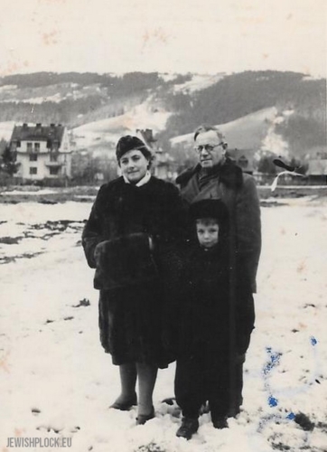 Matias Marienstras with his wife Kazimiera née Butkiewicz and son Grzegorz Janusz in Zakopane, before 1952